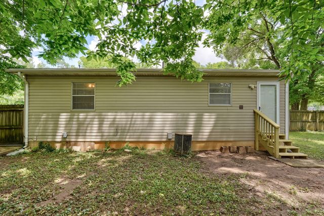 314 E Swiss Lane Court, Springfield, MO 65807
