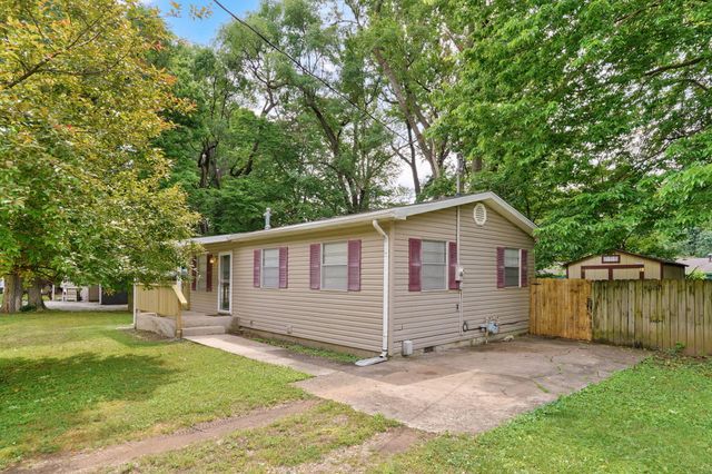 314 E Swiss Lane Court, Springfield, MO 65807