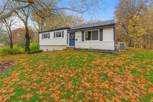 10206 W 88th Terrace, Overland Park, KS 66212