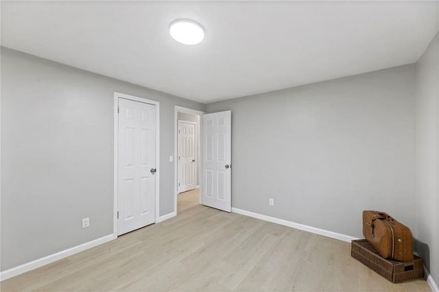 10206 W 88th Terrace, Overland Park, KS 66212