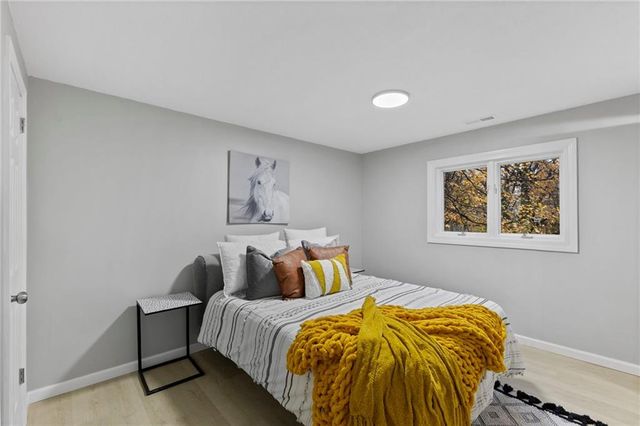 10206 W 88th Terrace, Overland Park, KS 66212