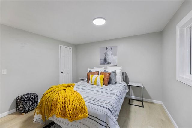 10206 W 88th Terrace, Overland Park, KS 66212