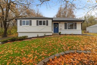 10206 W 88th Terrace, Overland Park, KS 66212