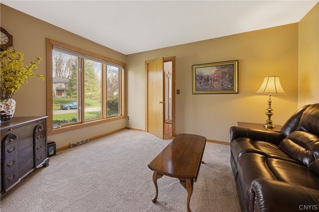 4520 Red Spruce Lane, Manlius, NY 13104
