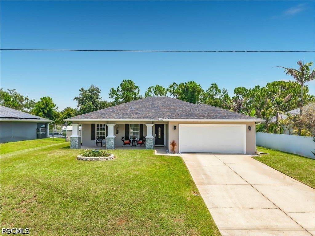 2610 53rd ST W, Lehigh Acres, FL 33971