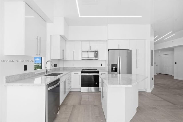1745 E Hallandale Beach Blvd PH05W, Hallandale Beach, FL 33009