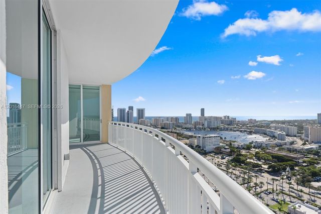 1745 E Hallandale Beach Blvd PH05W, Hallandale Beach, FL 33009