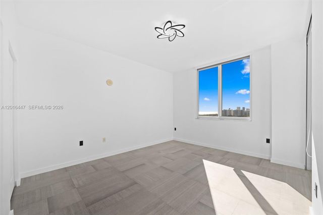 1745 E Hallandale Beach Blvd PH05W, Hallandale Beach, FL 33009
