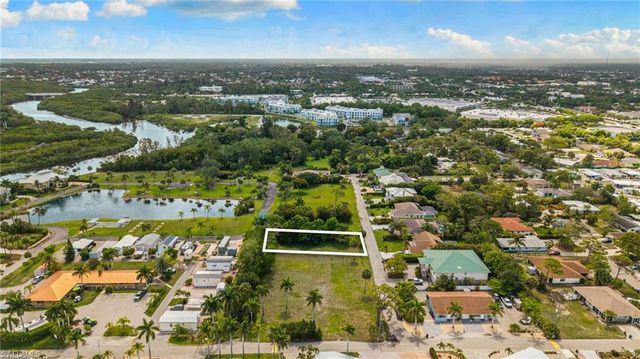 3090 Pine Tree DR, Bonita Springs, FL 34134