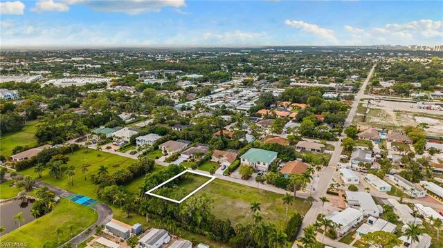 3090 Pine Tree DR, Bonita Springs, FL 34134