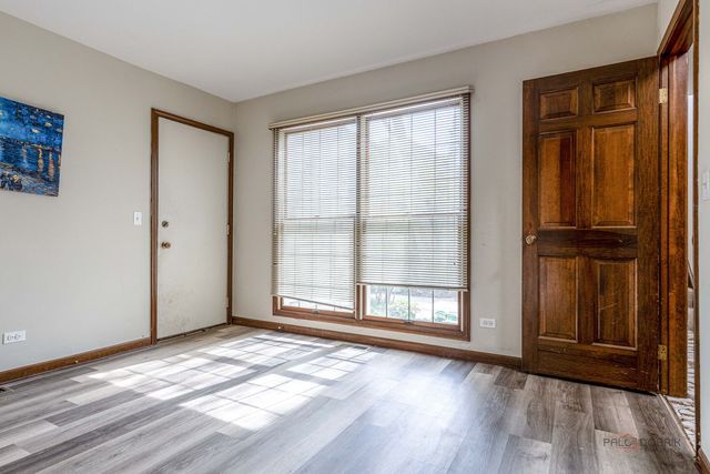 851 Sutton Court, Lincolnshire, IL 60069