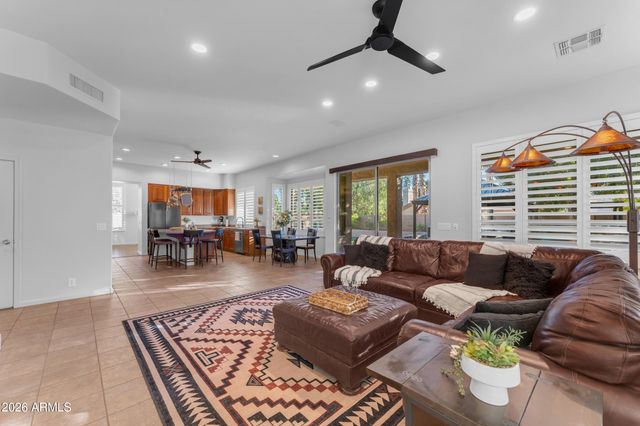 1615 W WILDWOOD Drive, Phoenix, AZ 85045