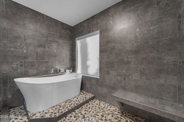 1615 W WILDWOOD Drive, Phoenix, AZ 85045