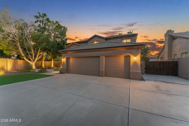 1615 W WILDWOOD Drive, Phoenix, AZ 85045