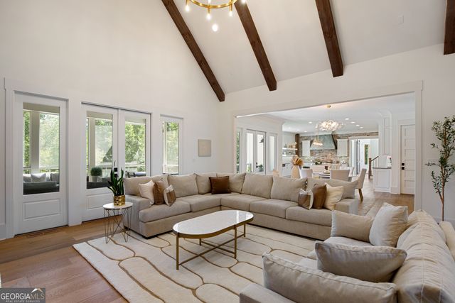 13235 SE Arnold Mill Road, Roswell, GA 30075