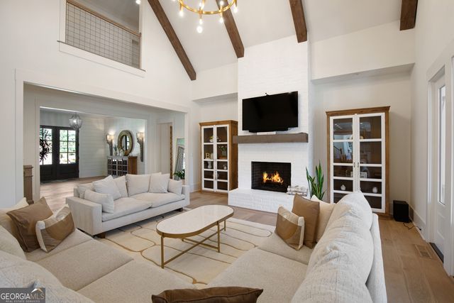 13235 SE Arnold Mill Road, Roswell, GA 30075