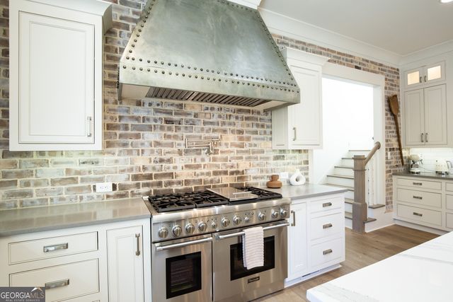 13235 SE Arnold Mill Road, Roswell, GA 30075