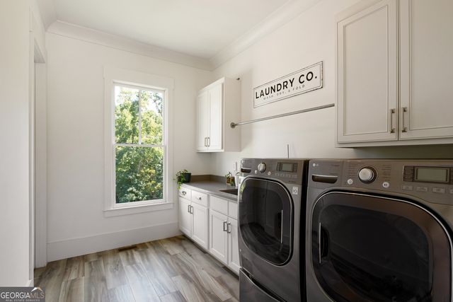 13235 SE Arnold Mill Road, Roswell, GA 30075