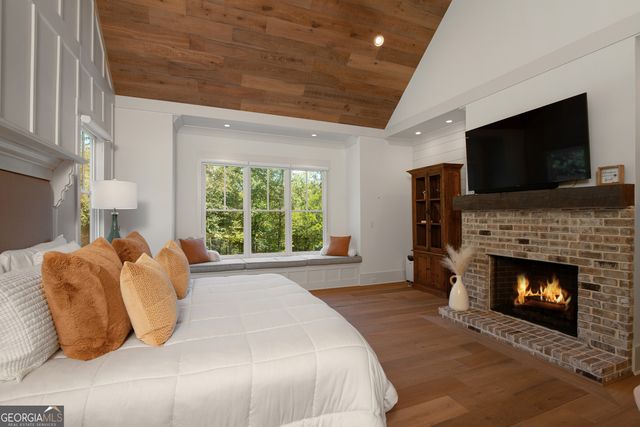 13235 SE Arnold Mill Road, Roswell, GA 30075