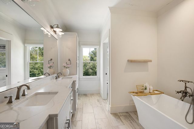 13235 SE Arnold Mill Road, Roswell, GA 30075