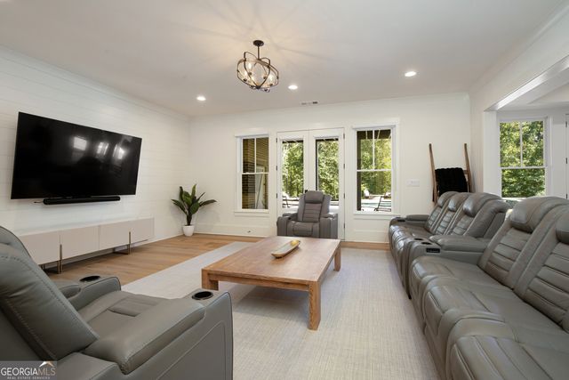 13235 SE Arnold Mill Road, Roswell, GA 30075