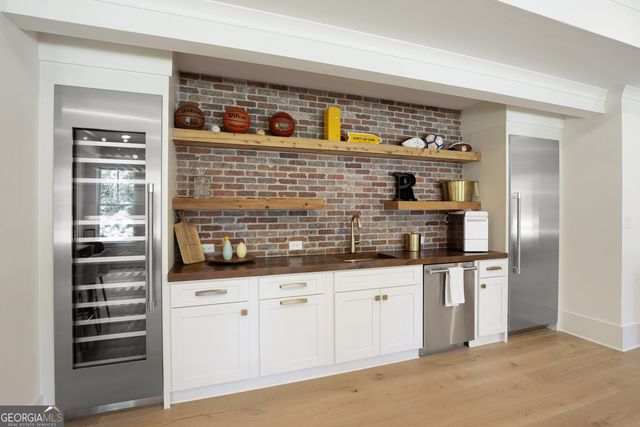 13235 SE Arnold Mill Road, Roswell, GA 30075