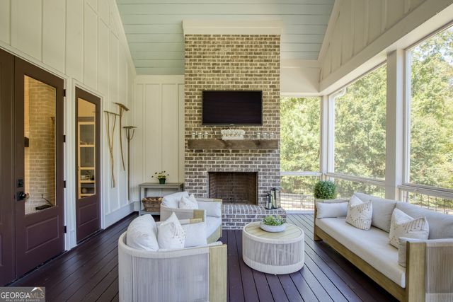 13235 SE Arnold Mill Road, Roswell, GA 30075