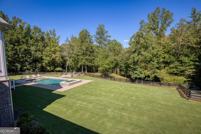 13235 SE Arnold Mill Road, Roswell, GA 30075