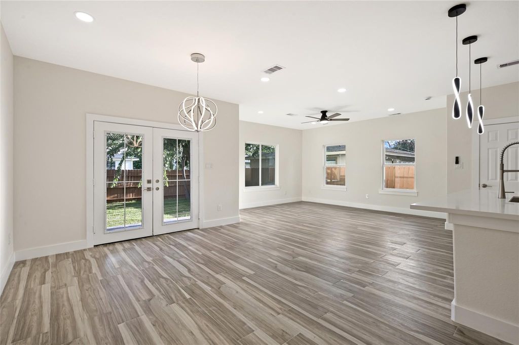 9807 Bamboo Road B, Houston, TX 77041