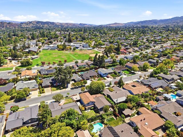 6463 Camelia Drive, San Jose, CA 95120
