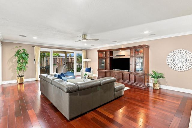 6463 Camelia Drive, San Jose, CA 95120