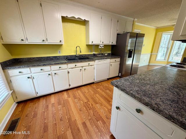 2454 Buckboard Trail, Rocky Mount, NC 27804