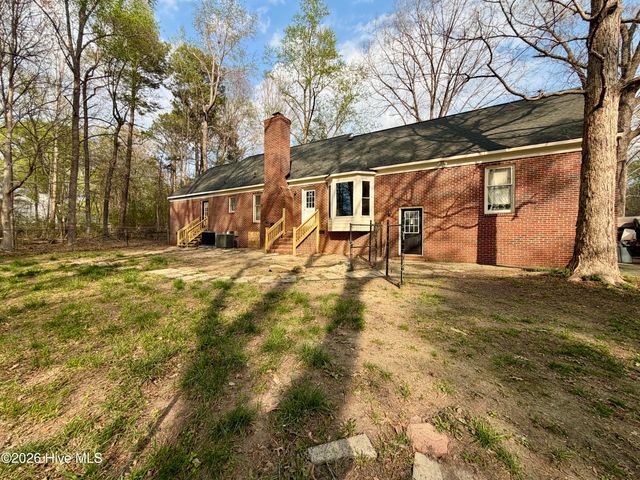 2454 Buckboard Trail, Rocky Mount, NC 27804