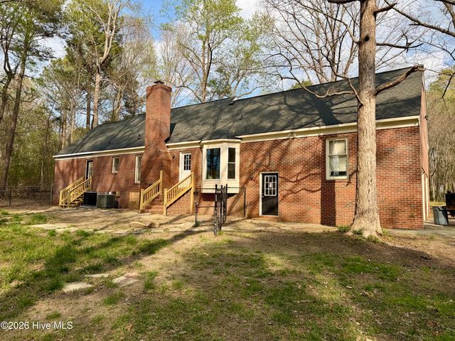 2454 Buckboard Trail, Rocky Mount, NC 27804