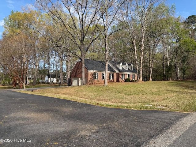2454 Buckboard Trail, Rocky Mount, NC 27804