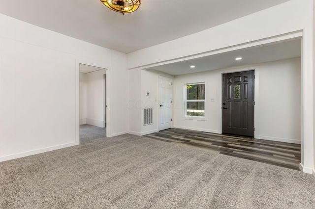 10706 State Route 93 N, Logan, OH 43138