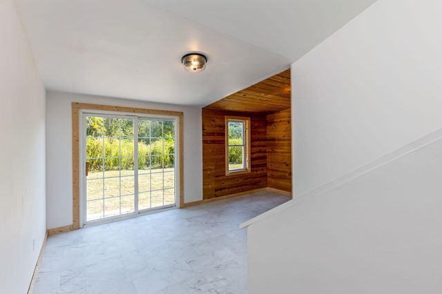 10706 State Route 93 N, Logan, OH 43138