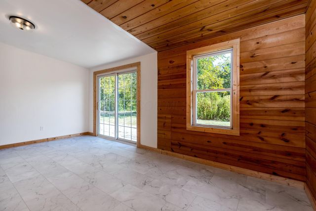 10706 State Route 93 N, Logan, OH 43138