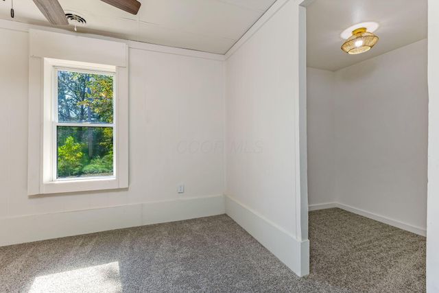 10706 State Route 93 N, Logan, OH 43138