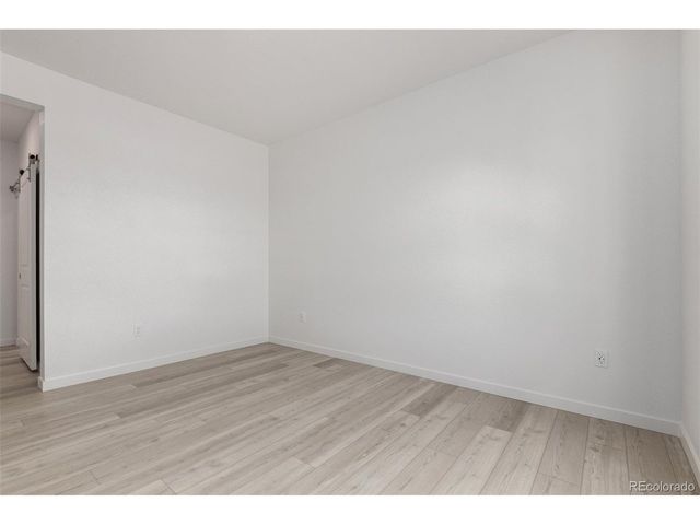 6153 N Ceylon St 4-303, Denver, CO 80249