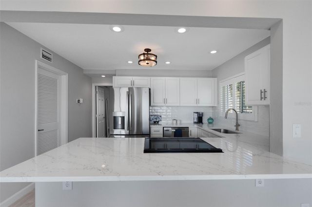 1401 GULF BOULEVARD 111, Clearwater Beach, FL 33767