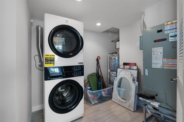 1401 GULF BOULEVARD 111, Clearwater Beach, FL 33767