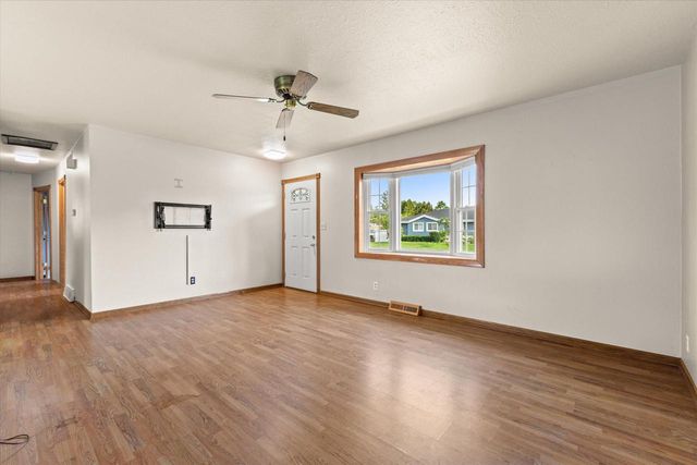 3217 Indian TRAIL, Racine, WI 53402