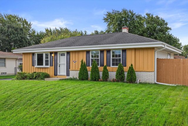 3217 Indian TRAIL, Racine, WI 53402