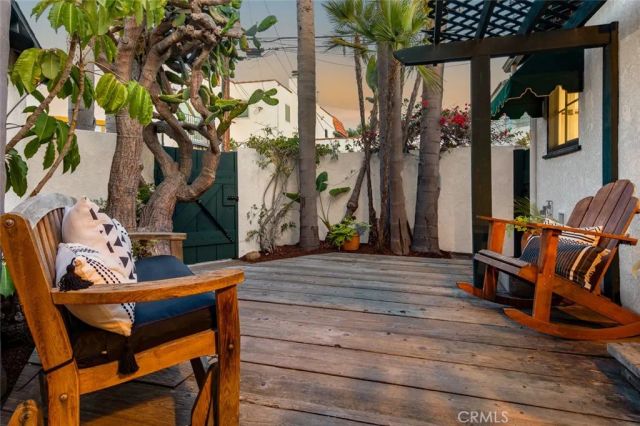 5796 Campo Walk, Long Beach, CA 90803
