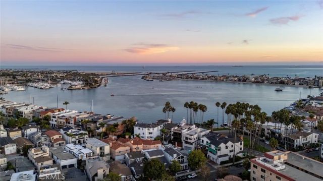 5796 Campo Walk, Long Beach, CA 90803