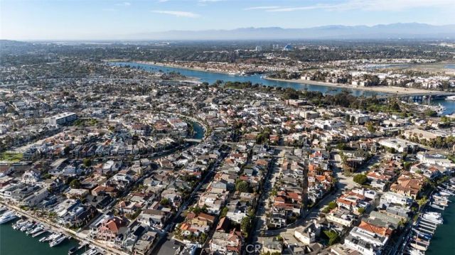 5796 Campo Walk, Long Beach, CA 90803