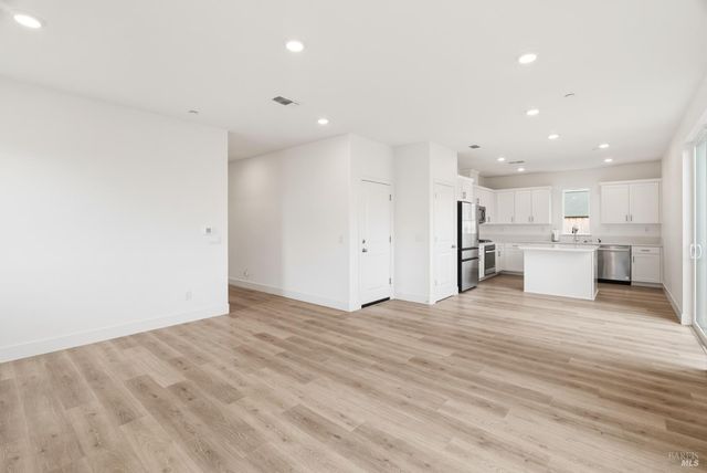 2158 Owens Pl, Rohnert Park, CA 94928