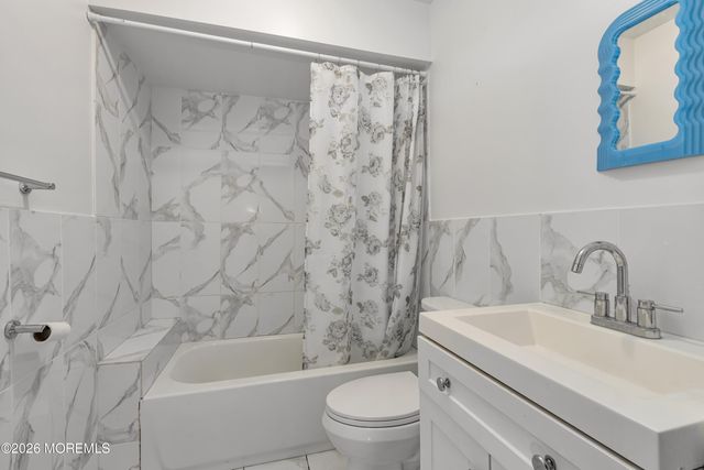 216 Broadway UPSTAIRS, Long Branch, NJ 07740