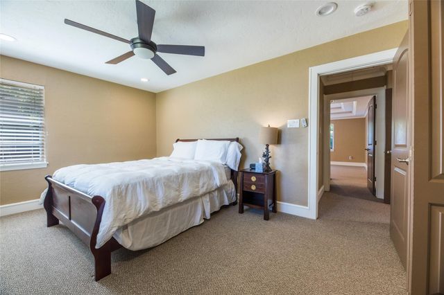 845 Holly Ridge Drive, Houston, TX 77024